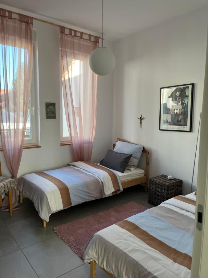 Sonnige Wohnung Im Herzen Von Buehl Экстерьер фото